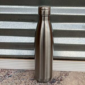 NWT HD Designs Outdoors Stainless Steel Insulated Water Bottle 25oz